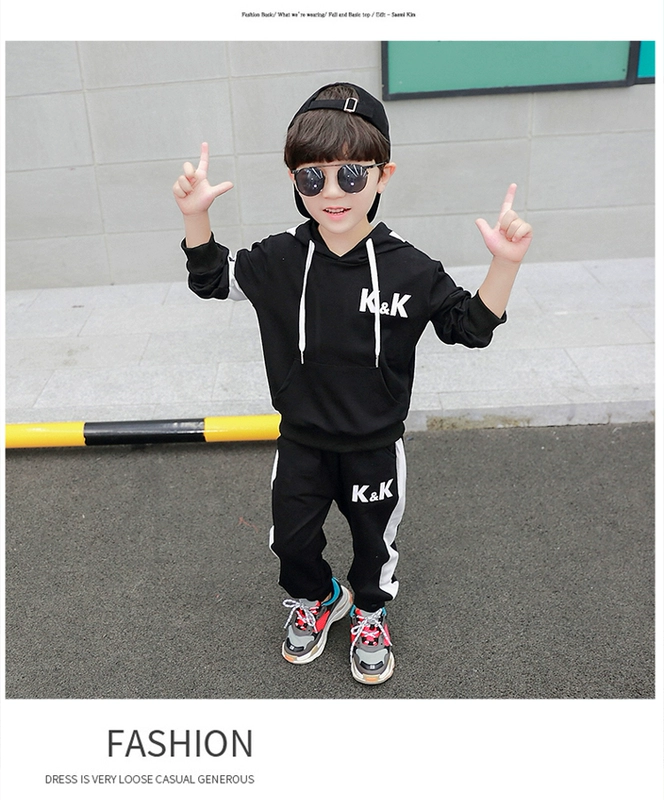 Quần áo trẻ em Li Xian phiên bản Hàn Quốc của đội K & K màu đen mùa thu áo len trùm đầu trong bộ đồ trẻ em nước ngoài của trẻ em - Phù hợp với trẻ em