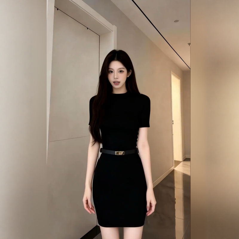 【With Belt】High-Quality Cotton Figure-Flattering Light Luxury Round-Neck Dress, Slim-Fitting Bodycon Dress, Elegant Little Black Dress