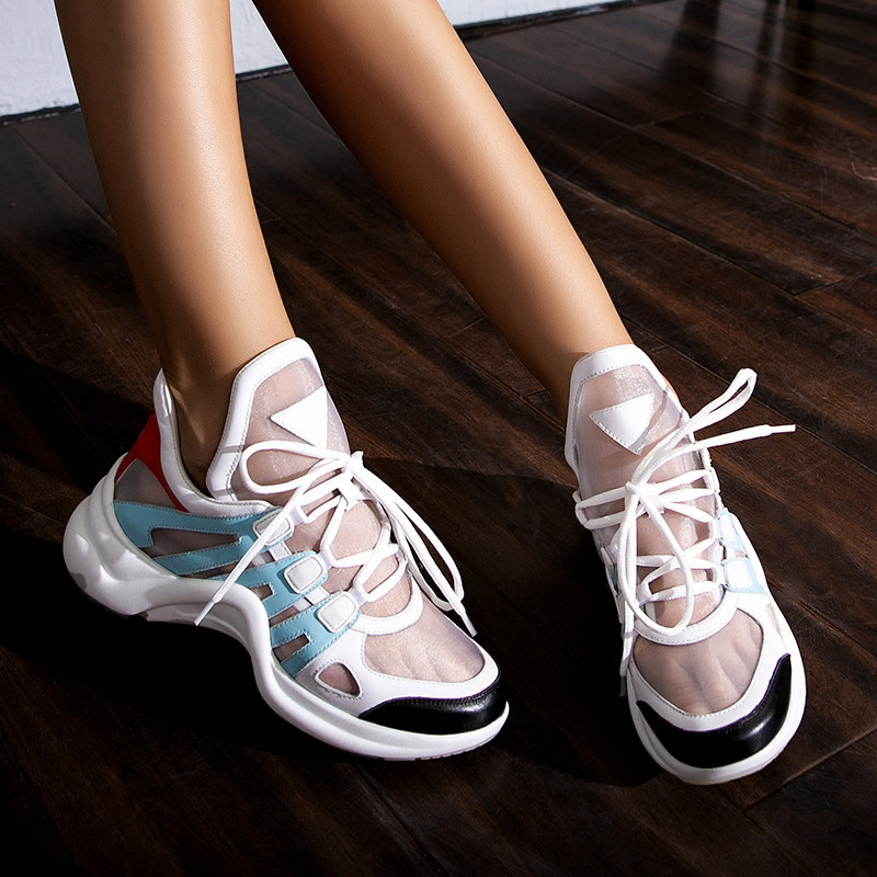 2018 summer new mesh breathable dad shoes thick bottom wild Korean version sports shoes net shoes women