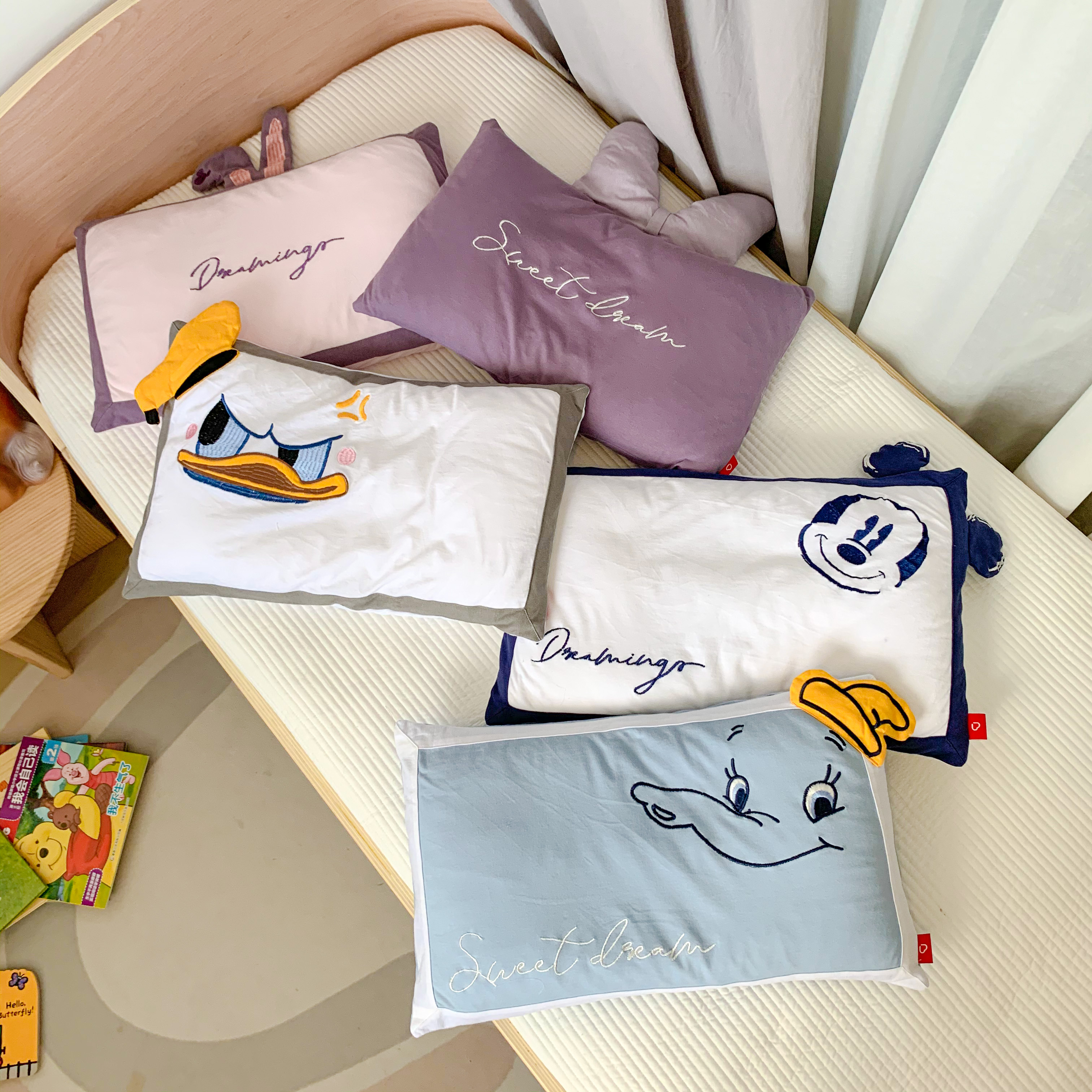 Category A Full Cotton Knit Cotton Star Dereveal Milkie Cartoon Children Pillow Pillow Core Child Pillow Headgear Single Pillowcase-Taobao