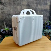 Белый/пластиковый пакет