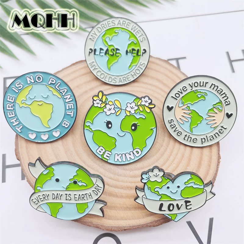 MQHH Creative Green Love the Earth Environment Brooch Round Environmental Protection Love Flower Emoji Alloy Badge Jewelry