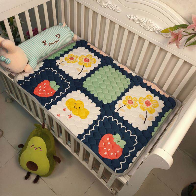 Baby anti-urine mat Summer Absorbent Breathable Baby Waterproof Mat can wash Four Seasons Aunt Mat Dorm Bed Bedding