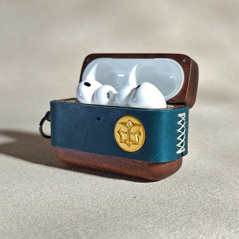 AirPods Pro 3Rd Generation, AirPods 4Th Generation Earphone Protective Case, Gold Coin Medieval Style, Solid Wood Leather, Suitable for Apple Earphones, AirPods Pro 2 Protective Cover, Niche Genuine Leather Handmade AirPods Pro 3Rd Generation, AirPods 4Th Generation Earphone Protective Case, Gold Coin Medieval Style, Solid Wood Leather, Suitable for Apple Earphones, AirPods Pro 2 Protective Cover, Niche Genuine Leather Handmade