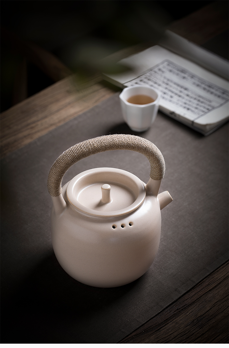 Soda is Cloud art of jingdezhen glaze manual white clay pot pot kettle pot clay POTS to girder kung fu tea taking