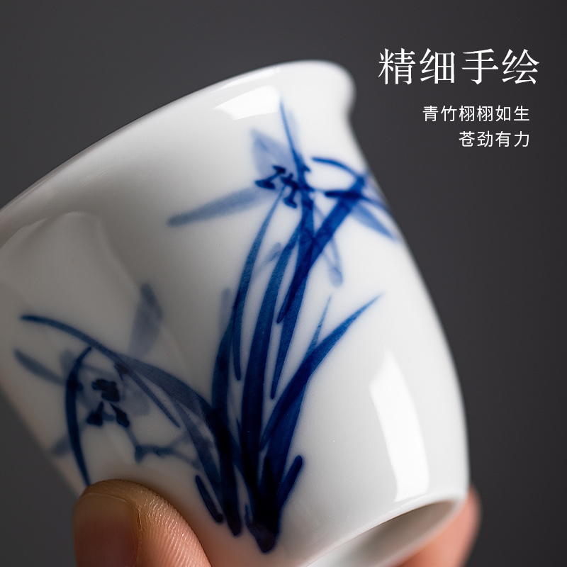 Cloud jingdezhen blue and white porcelain manual operation three cups to use tureen masters cup sample tea cup kung fu tea set