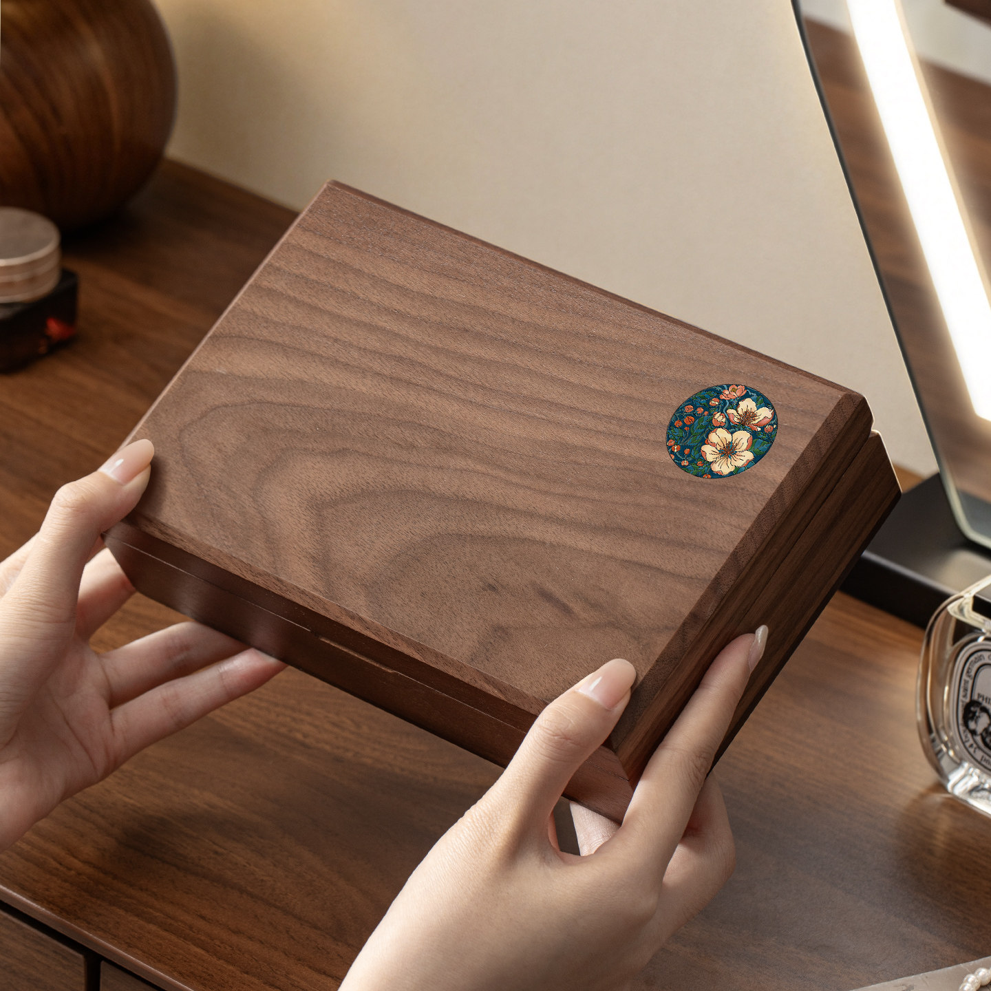 Walnut wedding three-gold jewelry storage box anti-oxidation