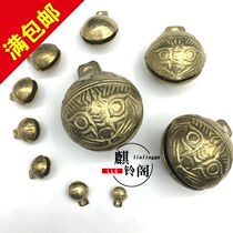 Pet pooch Bell Ringer Tiger Head Bronze Bell Teddy Gold Wool Cat Bull goat pendant pendant large small and medium dog bell