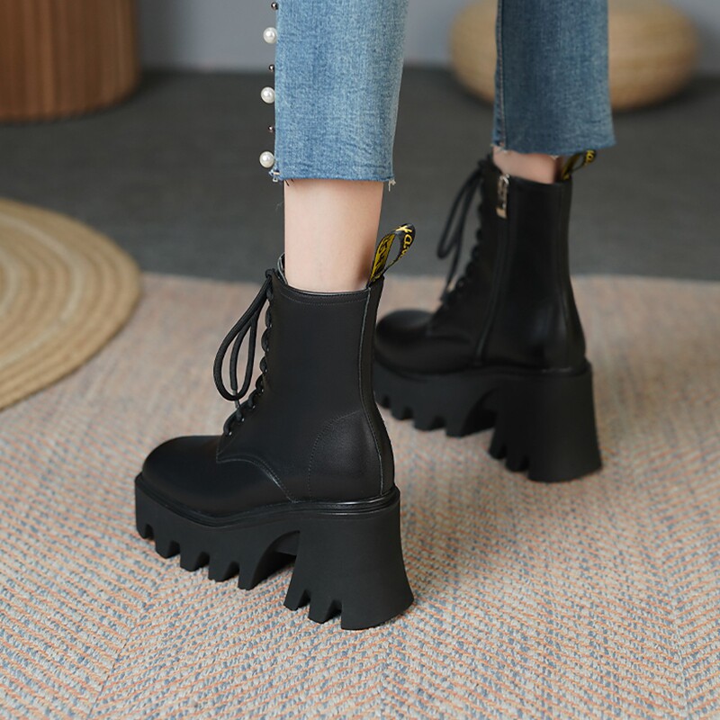 Thick-soled Martin boots female small trendy ins cool heightened thick heel leather winter new British style plus velvet short boots 9cm