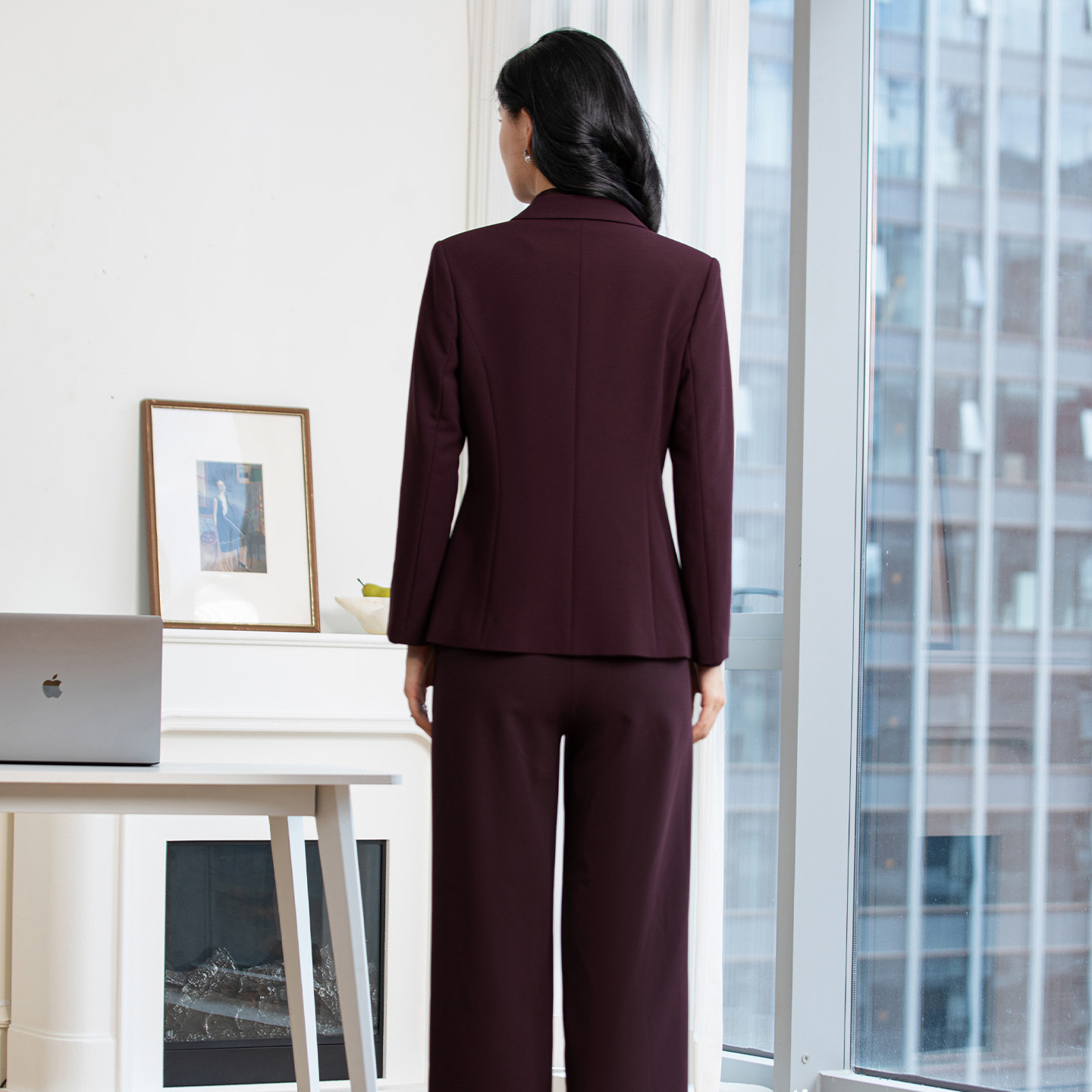 职场新风尚：探索工服的多元融合