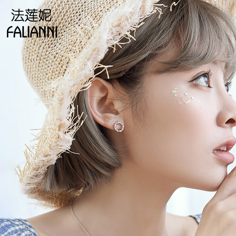 Four Leaves Grass Ear Nail Woman Pure Silver 2020 New Ins Brief Fashion Temperament Lukewarm South Korea 925 Earrings Earrings