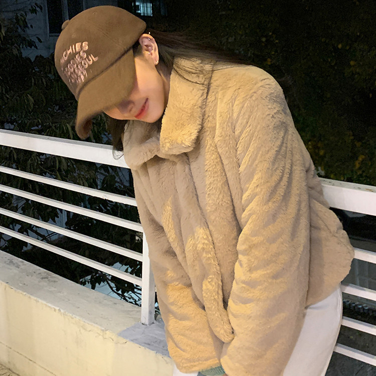 2021 Han Edition Fashion Wide Eatery Lovers Tourist Duck Tongue Cap Dome Plush Hat Woman Warm Hat Winter Tide