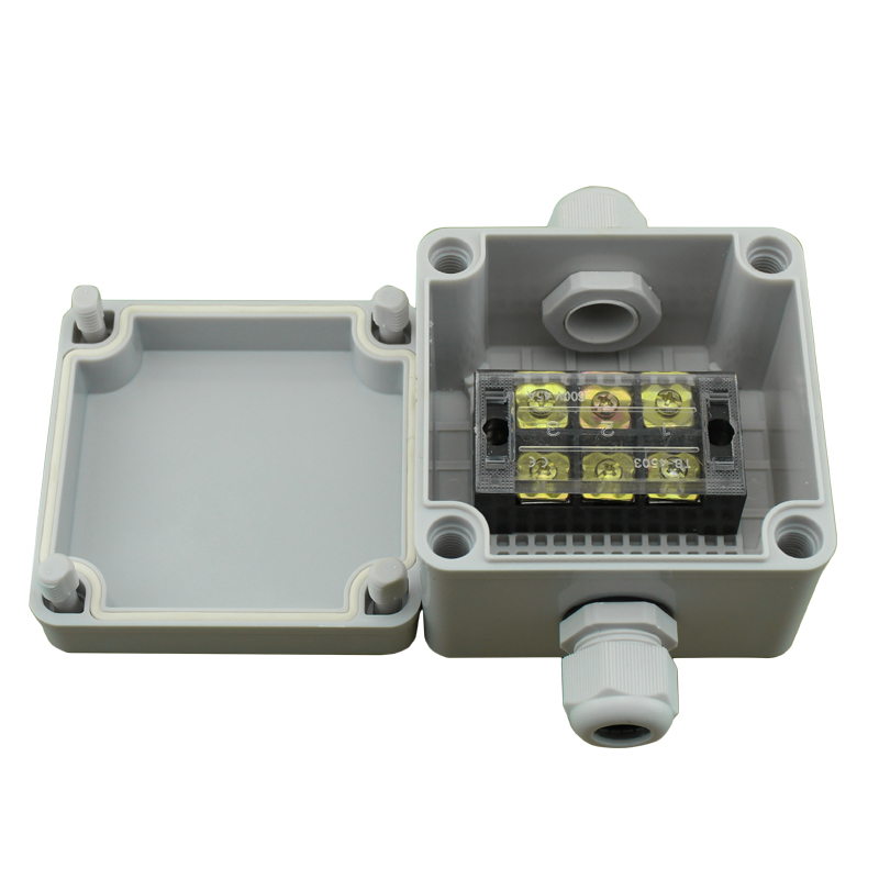 100*100*75mm one in one out waterproof junction box outdoor 45A plastic waterproof box waterproof sealed box