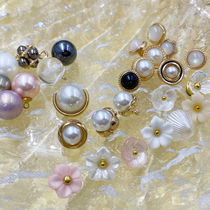 Small fragrant wind pearl button Joker Korean version round metal fresh button shirt windbreaker wool tweed cashmere button