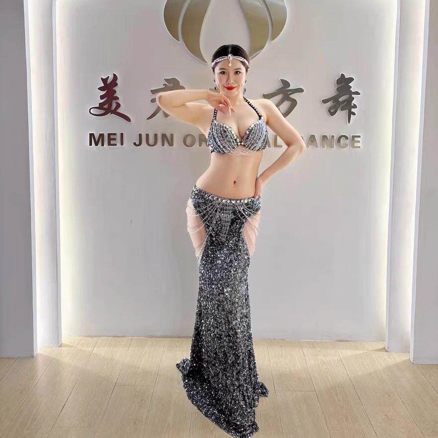 馨漫手工定制肚皮舞厂家的LOGO
