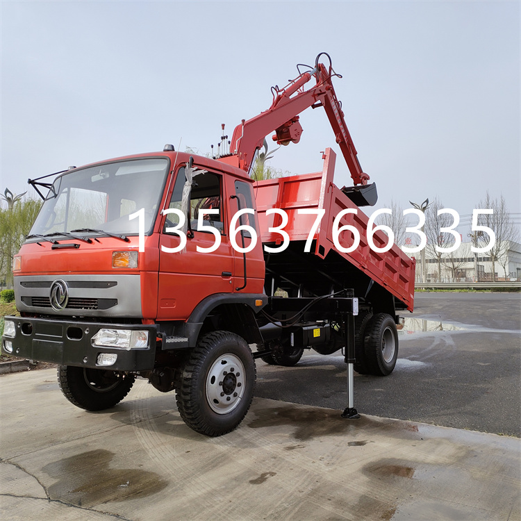 Four doesn't look like a car digging for an excavator with a car and an agricultural ride with the car The wood-grabbing machine white matter special with the car