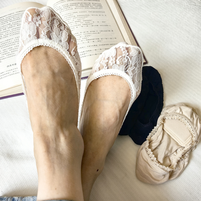 Women's Summer No-Show Socks with Sponge Foot Pads, Cotton Bottom, Lace Trim, Non-Slip, No-Show, for High Heels Women's Summer No-Show Socks with Sponge Foot Pads, Cotton Bottom, Lace Trim, Non-Slip, No-Show, for High Heels