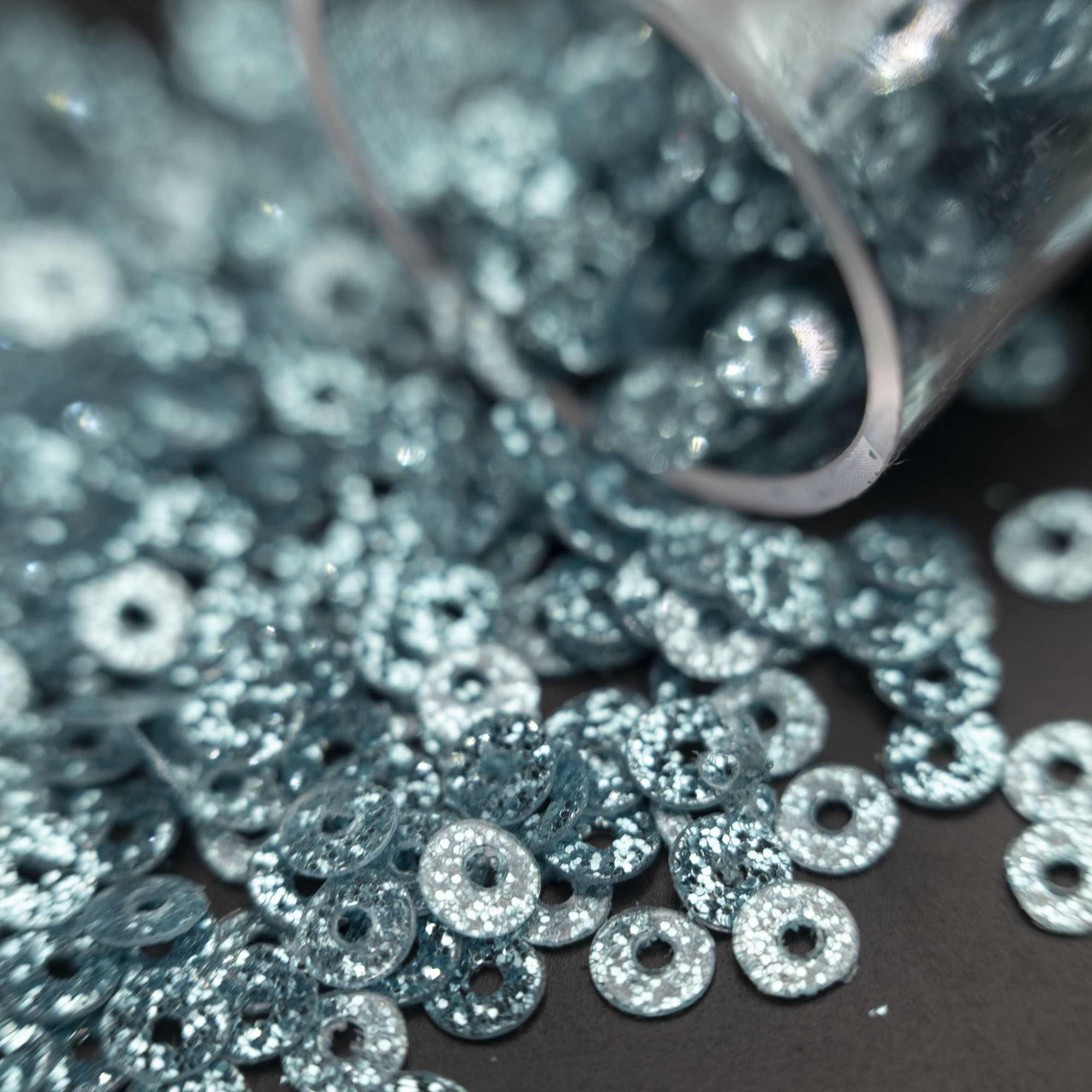 French embroidery glitter powder sequins 3mmPET high temperature resistant film wedding dress clothing accessories French embroidery 4g bottle