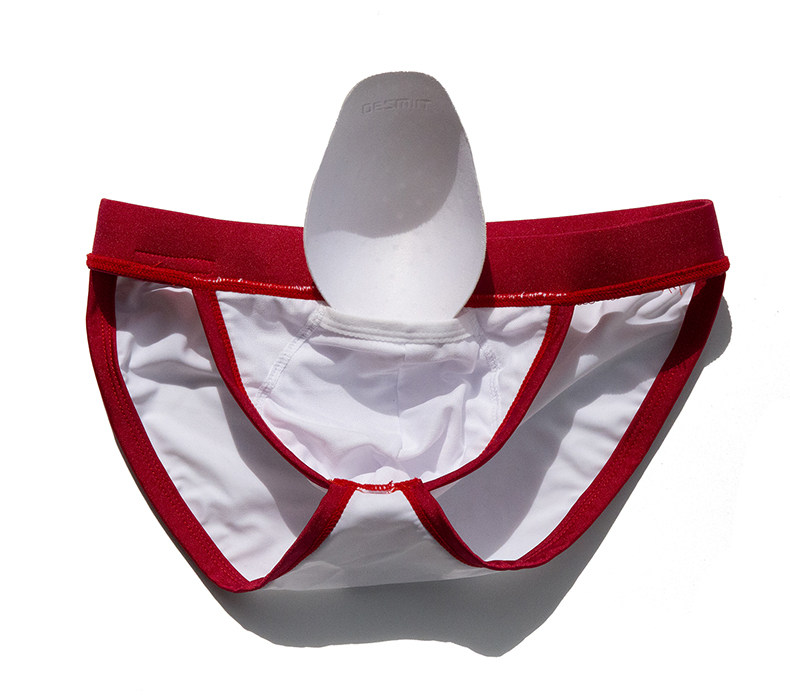 Men's Sexy Cup Swimwear SunBathing SwimSuit Protect Low rise Swimming