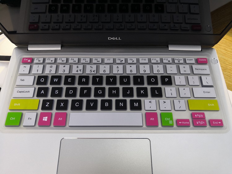Dell DELL Inspiron 5370-R1505 R2505 13,3 Yingcun mỏng và nhẹ máy tính xách tay bàn phím máy tính bảo vệ những thành tựu phim 13-5370-R2505S nút dán vết sưng pad bụi bìa - Phụ kiện máy tính xách tay miếng dán laptop acer