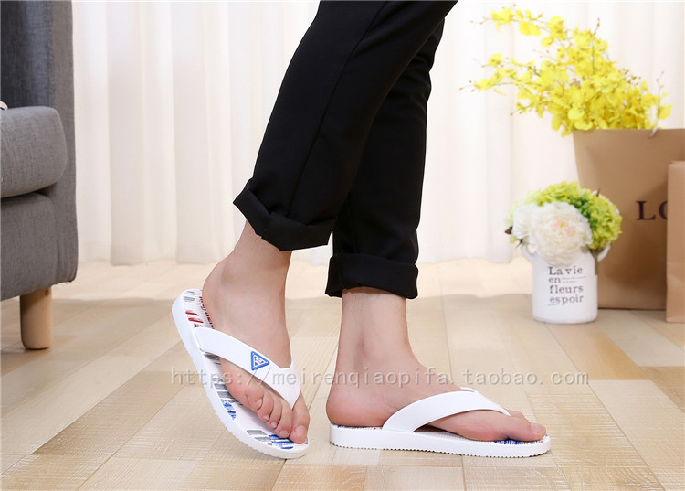 Vẻ đẹp Cầu của Nam Giới Flip Flops Mùa Hè Non-slip Quần Ngoài Trời Dép của Nam Giới Thường Bọt Giày Bãi Biển Xu Hướng Giày của Nam Giới