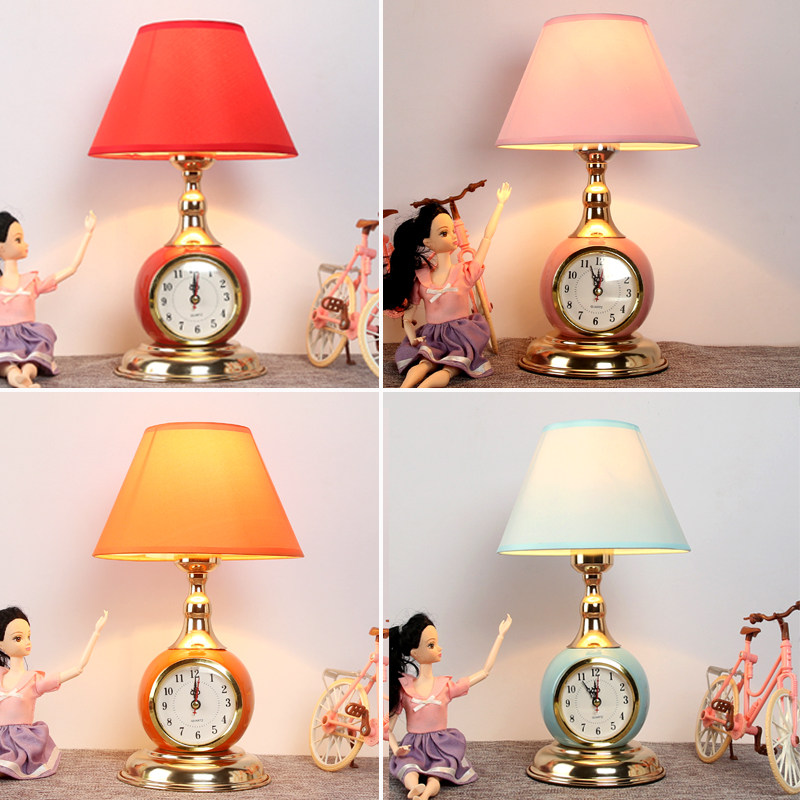 European post-modern warm bedroom bedside lamp Nordic personality study pink princess dimming fabric clock table lamp