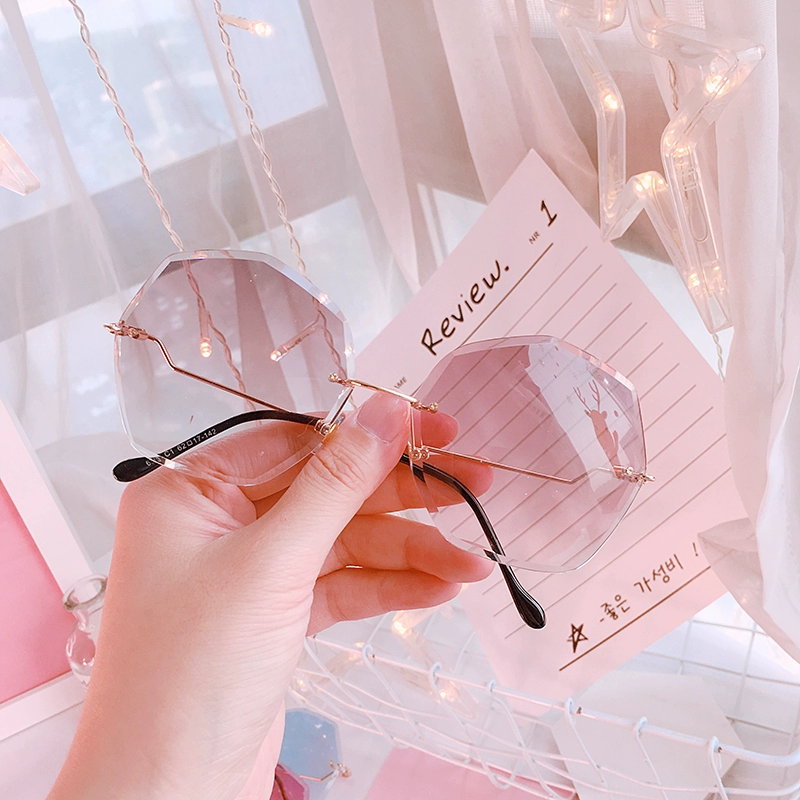 Châu Âu và Hoa Kỳ đa giác không khung cắt tỉa kính râm nữ gradient đại dương kính râm phiên bản Hàn Quốc của phong cách retro retro retro mắt kính chống ánh sáng xanh