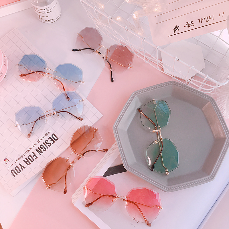 Châu Âu và Hoa Kỳ đa giác không khung cắt tỉa kính râm nữ gradient đại dương kính râm phiên bản Hàn Quốc của phong cách retro retro retro kính gm southside