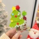 Зеленая заколка в виде елочки
