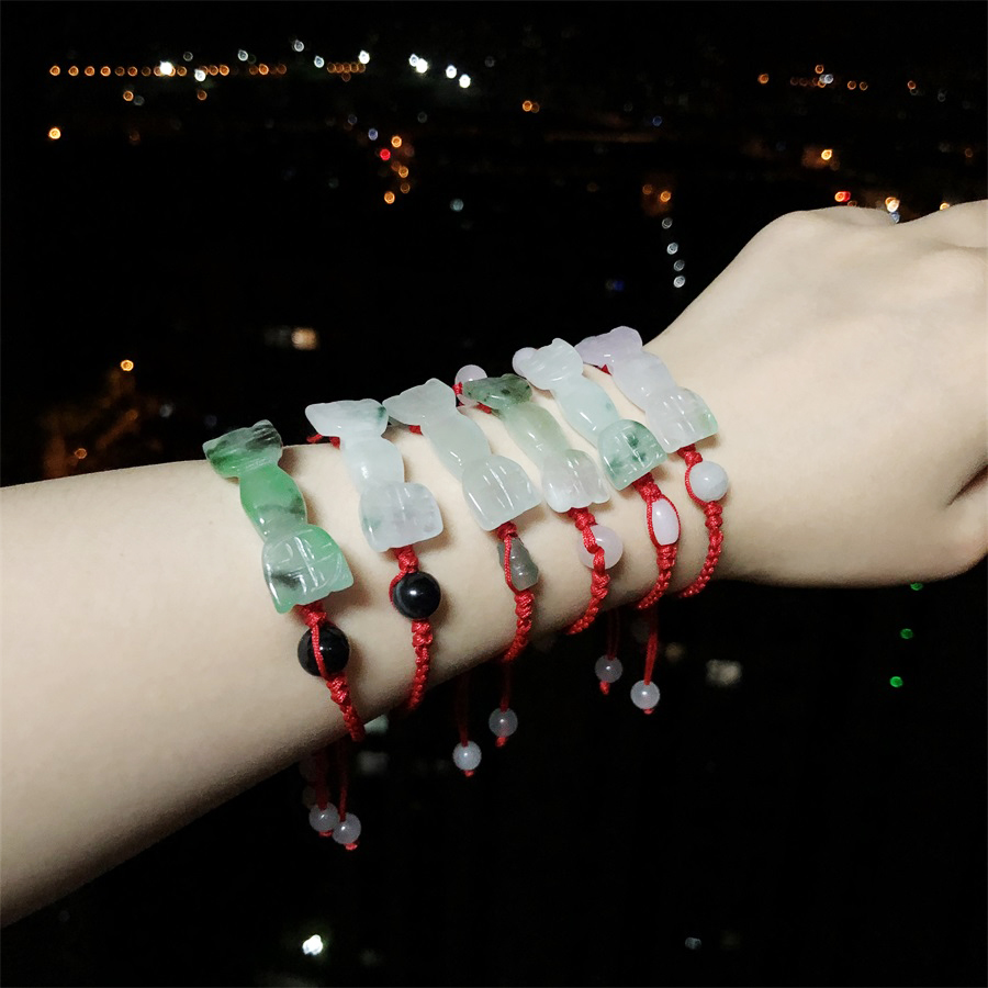 Hand-woven Natural Jade Ruyi Hands