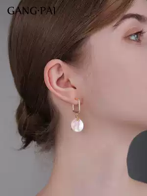 Shell earrings female summer light luxury niche design advanced temperament simple earrings 2021 New Tide earrings