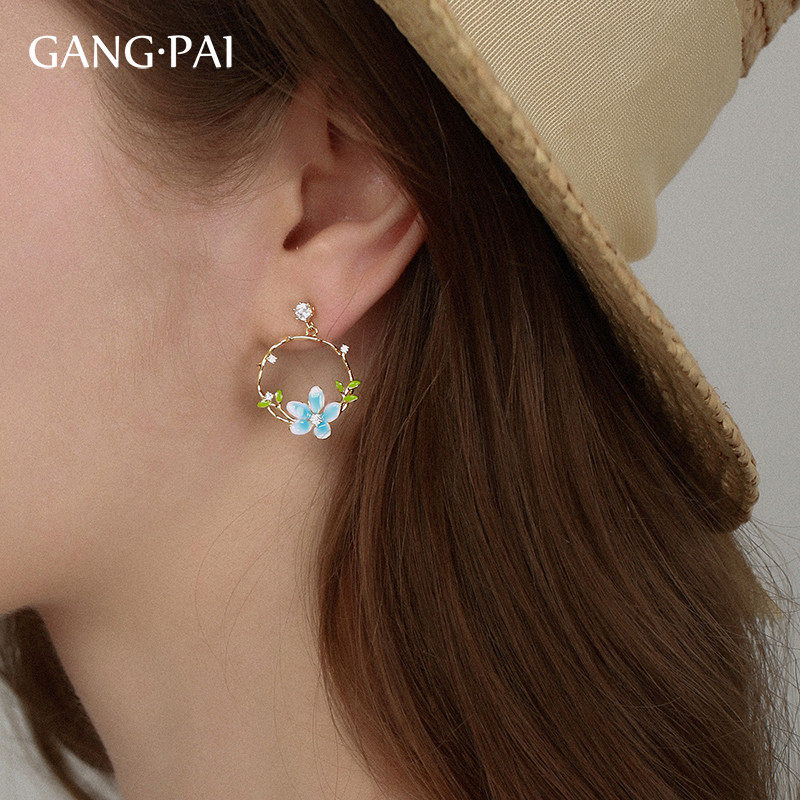 Hong Kong style silver needle fashion small fresh flower ring earring 2021 new fashion web celebrity advanced sense earrings