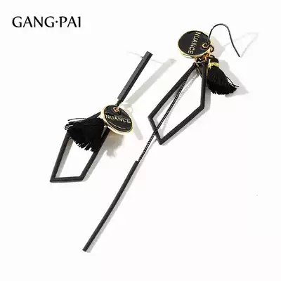 Silver needle black retro Hong Kong style asymmetric earrings female long version temperament personality fashion earrings 2021 New Tide