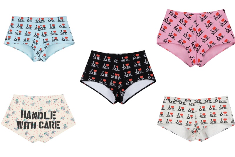 Ashley Willa Childlike American-Style Printed Thin Velvet Shorts