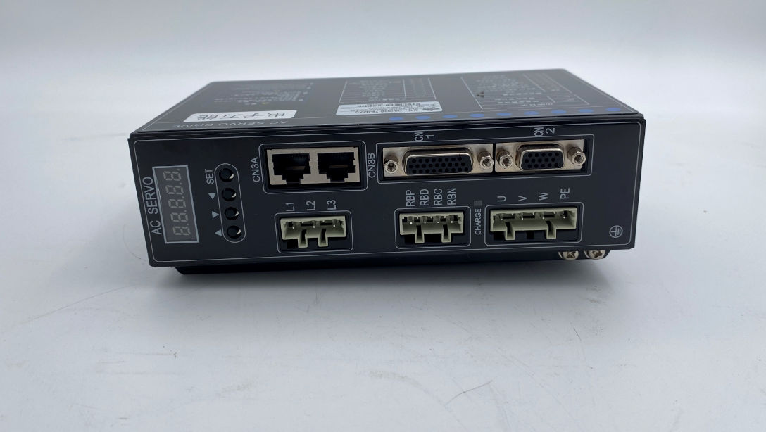 Servo drive DS100S-75 0.75KW 0.73KW