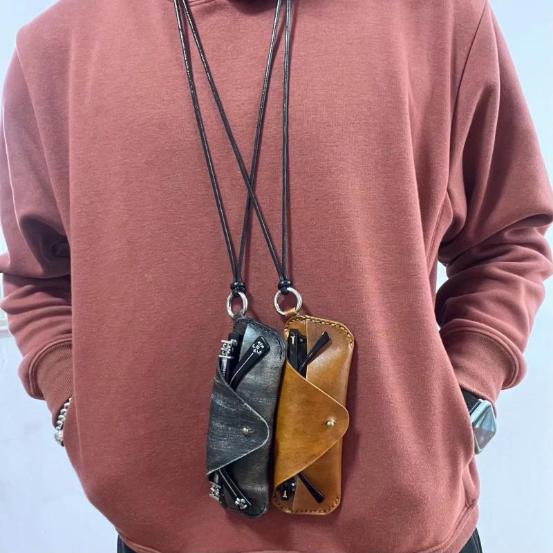 Genuine Leather Glasses Case, Portable and Hangable, Unisex Cowhide Glasses Storage Leather Case, Myopia Glasses Case, Couple's Artistic Retro Style