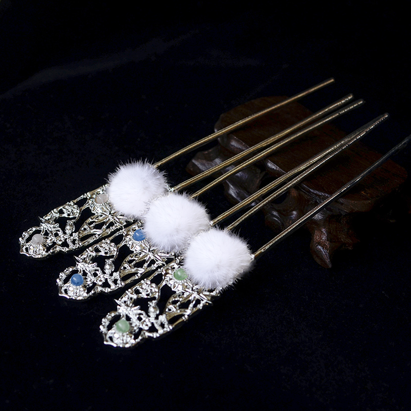 Suihan Sanyou winter plush hairpin Ming-made Hanfu headdress super fairy Dunhuang tassel step shaking ancient style pair