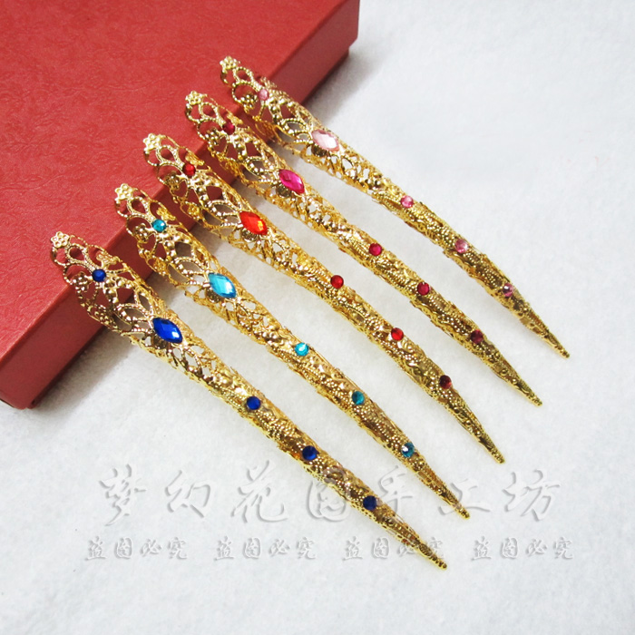 Story of Yanxi Palace Ruyi Chuan imperial concubine armor thousand-handed Guanyin fake long nail set accessories Qing Dynasty finger set adult children