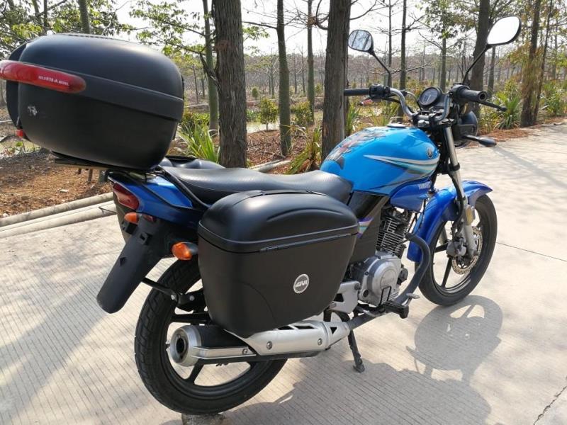 Suitable for Yamaha Tianjian K - Box flying beyond box modified Tianjian 125 bracket Tianjian 150 side box