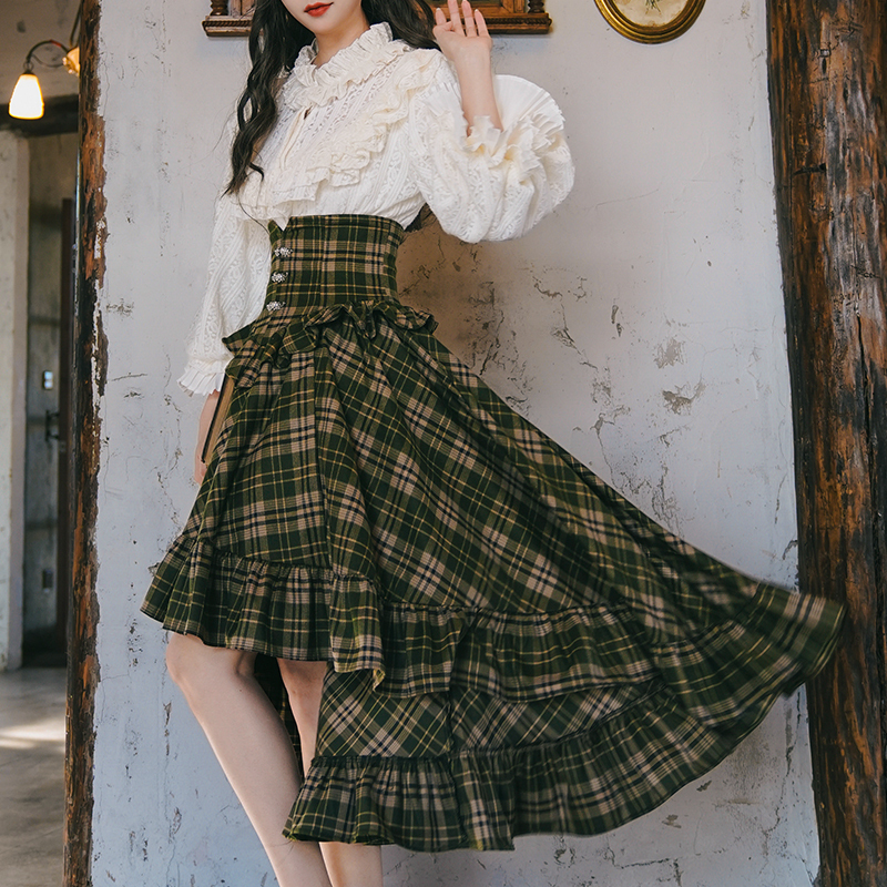 Mi Ai's Original Work, "Moonlight Hymn," Is a Palace-Style Vintage Victorian Plaid Corseted Fishtail Long Skirt with a Large Hem Mi Ai's Original Work, "Moonlight Hymn," Is a Palace-Style Vintage Victorian Plaid Corseted Fishtail Long Skirt with a Large Hem
