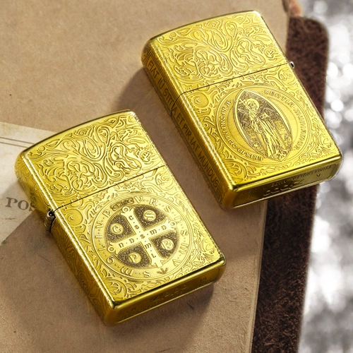 Оригинальная латунная матовая резная зажигалка, США