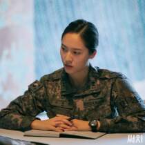 Zheng Xiujing Krystal Korean drama Search the same MWC neutral luminous quartz military watch G10BH12 24SS