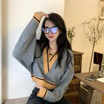 ins Wind V collar Joker fashion spring and autumn coat foreign style inside match color sweater early Autumn Sweater women wear