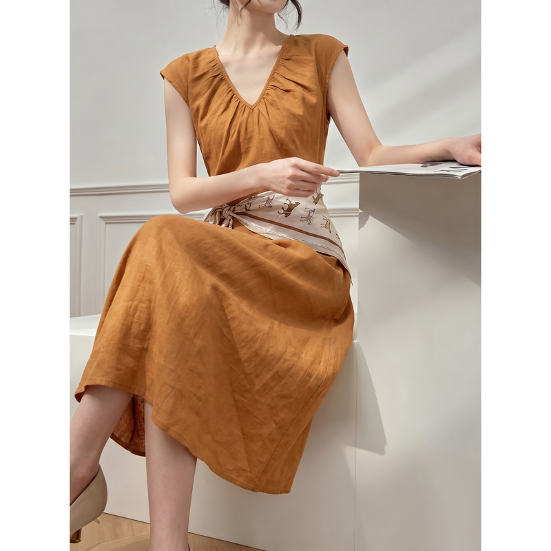 Retro Orange Linen V-Neck Pleated Waist Dress, Stunning and Unique Style, Women's 2026 New Summer Style