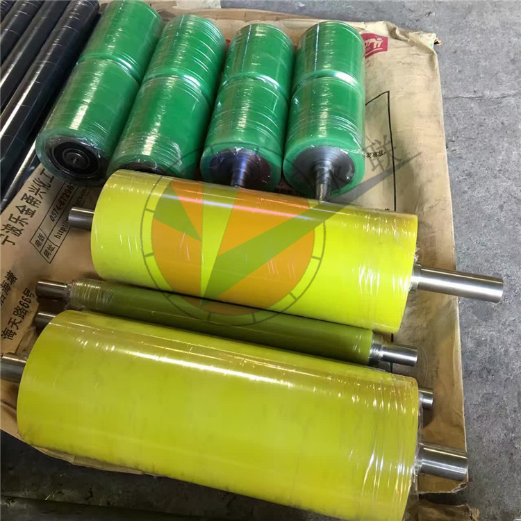 Wrapping rubber roller plane mask machine feeding shaft polyurethane PU rubber wheel rubber silicone anti-slip belt drive shaft