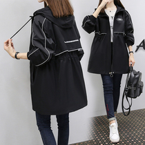 2021 Autumn New Korean version of Black loose slim fashion Contrast temperament thin long windbreaker coat women