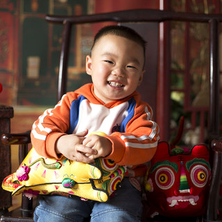 Zhongpu large five poison cloth tiger hundred days catch week gift