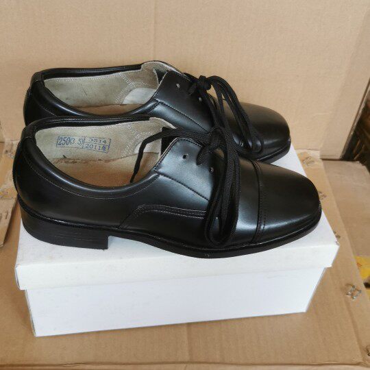 14 Out of stock 01 Leather Shoes Lace Three Joints Come Online Low Favor Men's Leather Shoe Special Price Treatment