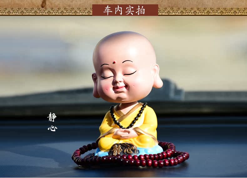 Sáng tạo trang trí xe hơi lắc đầu dễ thương nhà sư nhỏ trang trí xe an ninh phụ kiện xe hơi trang trí xe hơi đệm ghế xe ô tô