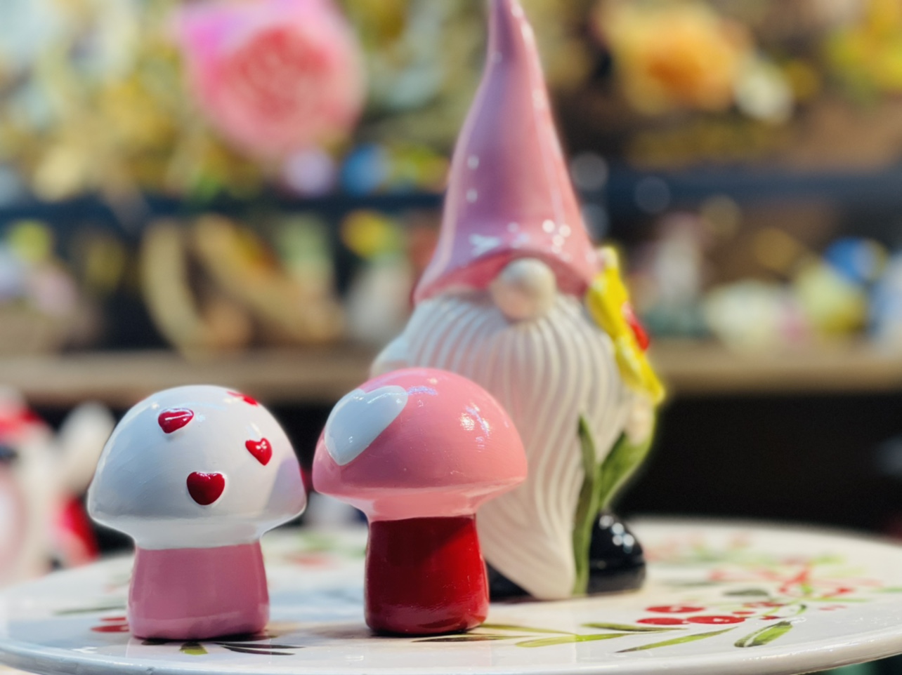 Heart mushroom rabbit elf ceramic decoration pet food bowl cartoon cute decoration pet bowl landscaping gift